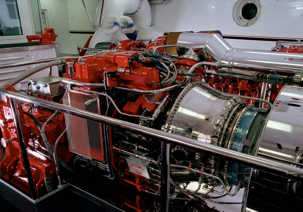 Feadship with Turbine
